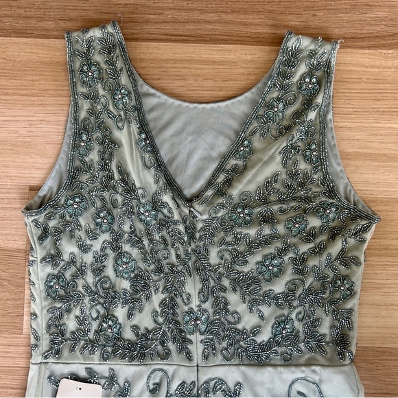 Pisarro Nights Beaded Mesh Gown Size 8 Sleeveless Smoky Gray - Picture 9 of 12